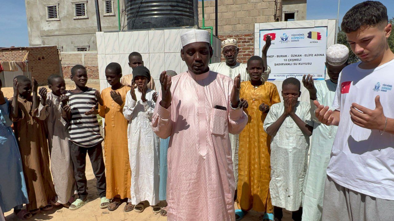 10 ÇEŞMELİ ŞADIRVAN PROJESİ  AFRİKA ÇAD BÖLGESİNE KAZANDIRDIK